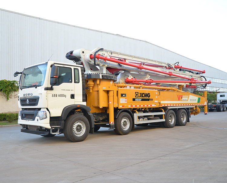 XCMG Original Manufacturer HB58V 60m Truck Cement Concrete Pump with Best Price